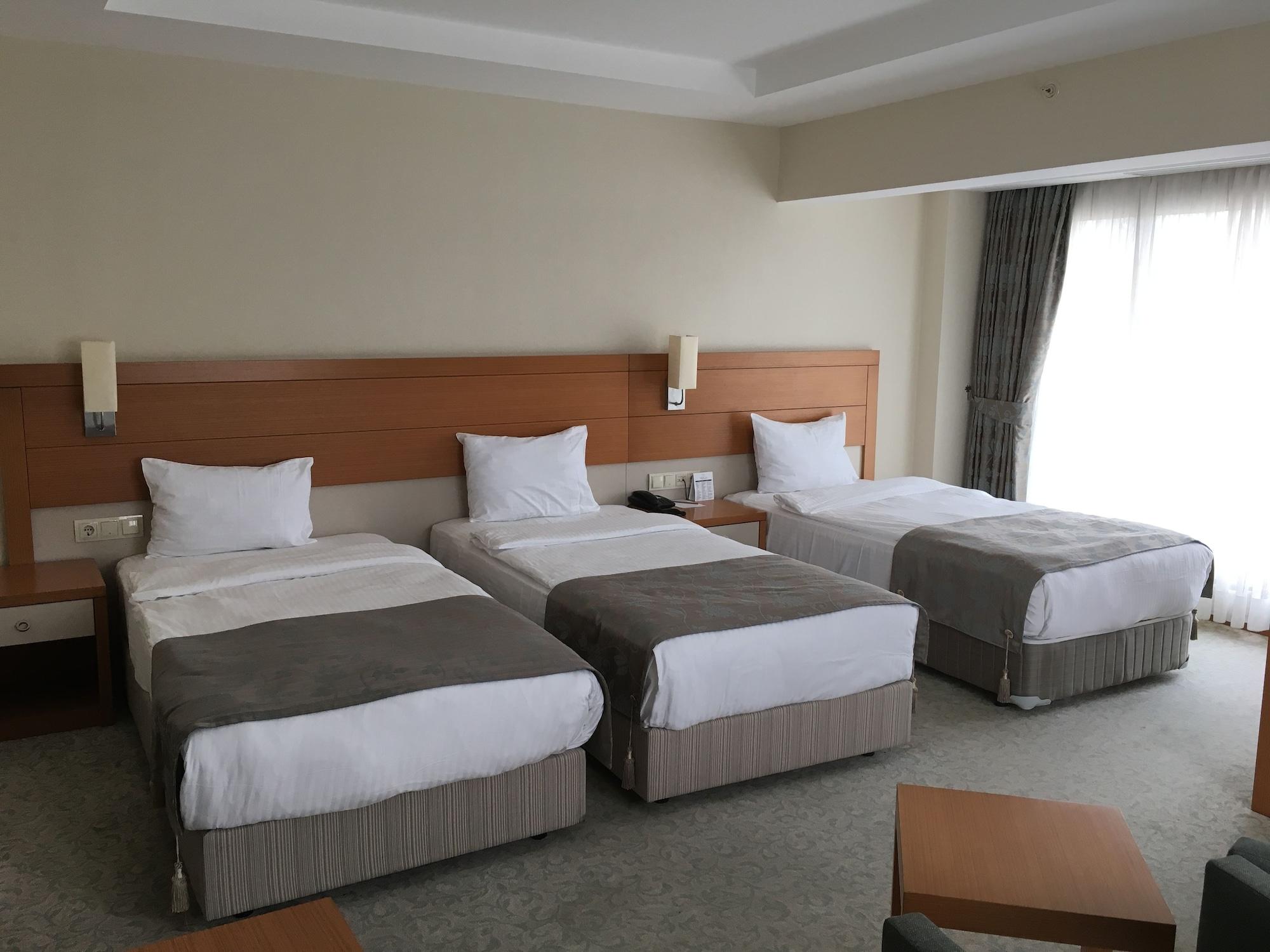בויוקצ'קמג'ה Mercia Hotels & Resorts מראה חיצוני תמונה
